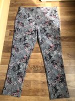 Hose grau, pink florales Muster 44 mit Elasthan Hessen - Butzbach Vorschau