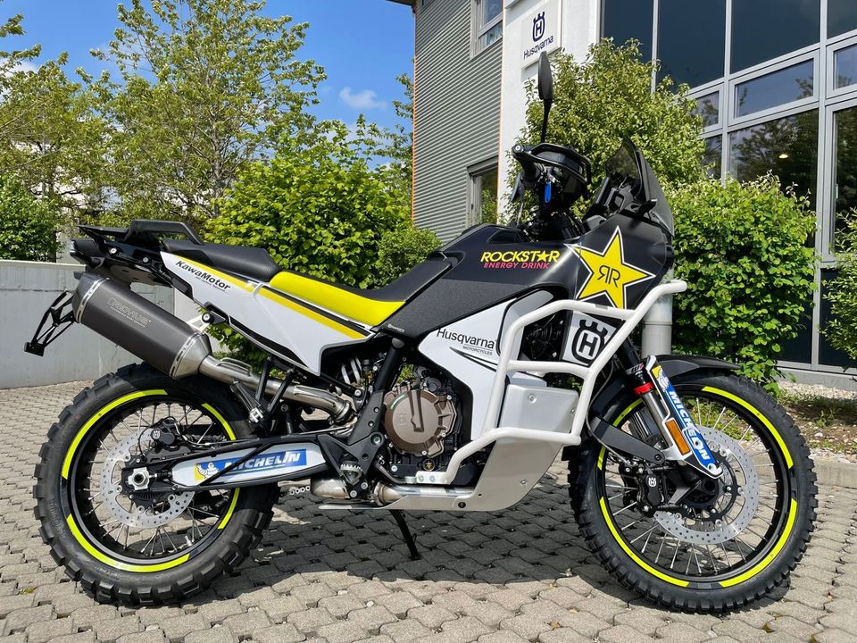 Husqvarna Norden 901 individuelle Dekore und Sitzbank Bezüge in Augsburg