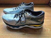 Laufschuhe Herren Mizuno Wave Sky 6 weiß Bayern - Rosenheim Vorschau