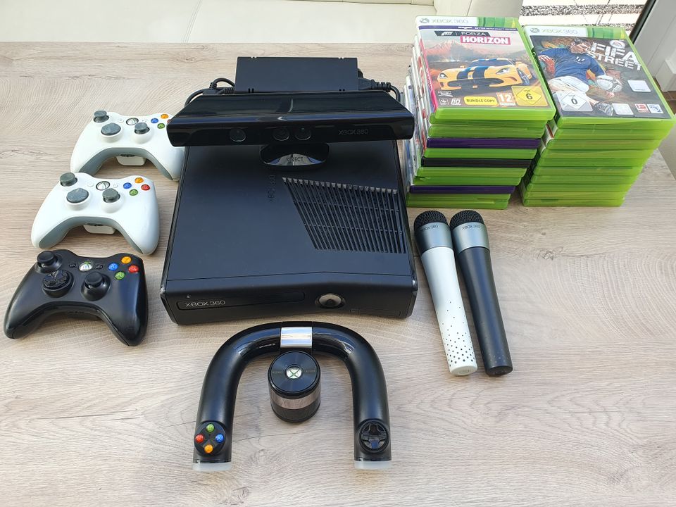 XBOX 360 SLIM 320GB + ZUBEHÖR in Lüdenscheid