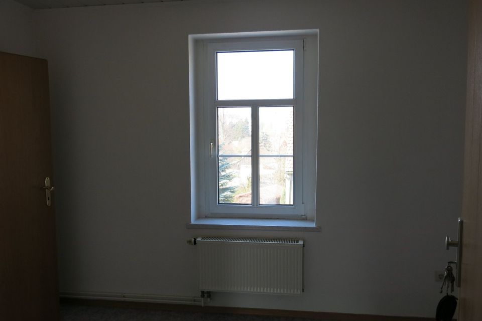 2-Raum-Wohnung (2. Etage) Löbauer Str. 17, 02894 Reichenbach/OL in Reichenbach (Oberlausitz)