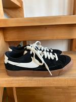 Schöne Nike-Sneaker Baden-Württemberg - Ulm Vorschau