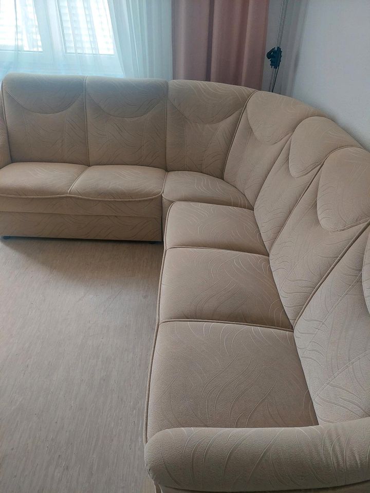 Schönes großes Sofa in Bad Hersfeld