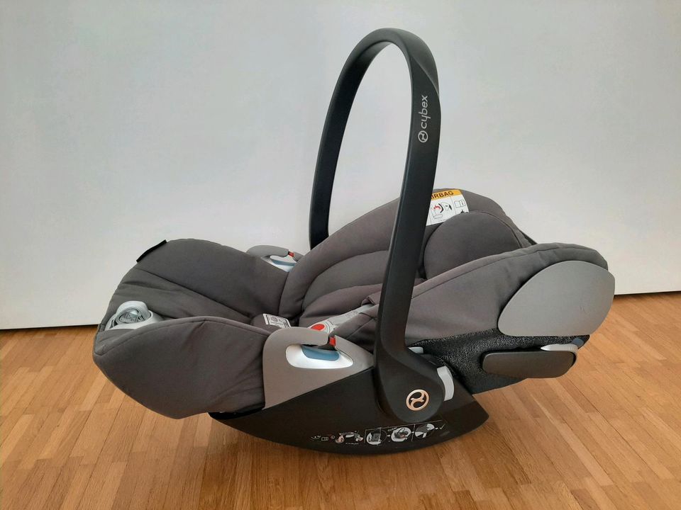 Cybex Cloud Z i-size grau inkl Sensorsafe in Weil der Stadt