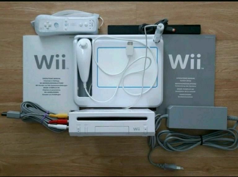 Wii Nintendo Konsole mit Zubehör & Draw Gametablet mit Controller in Detmold