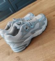 neu Adidas Astir Sneaker Damen grau silber Größe 40 2/3 40,5 Bayern - Zirndorf Vorschau