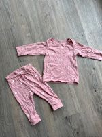 Set aus Leggings und Langarmshirt in Größe 74 Nordrhein-Westfalen - Arnsberg Vorschau