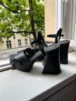 Lamoda Plateau Absatzschuhe / schwarz / Gr. 39 Berlin - Spandau Vorschau