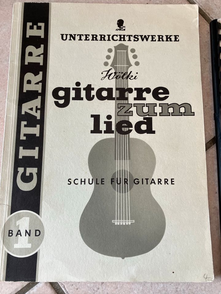 Gitarre spielen - Noten und Lernhefte in Taufkirchen Vils