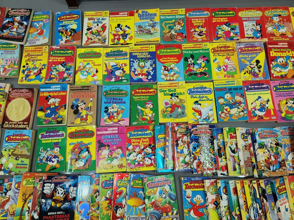 Taschenbücher konvolut Donald Duck, Micky Maus in Gelsenkirchen