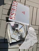 Guess Schuhe Sneakers mit Absatz weiß Gold Damenmode Hessen - Gießen Vorschau