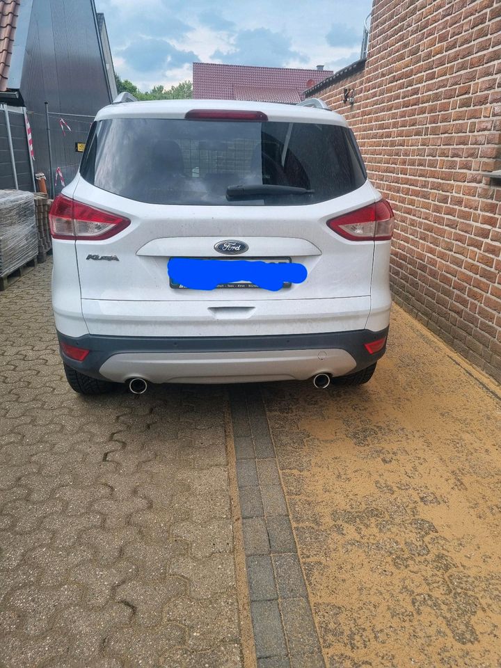 Ford kuga auto in Bocholt