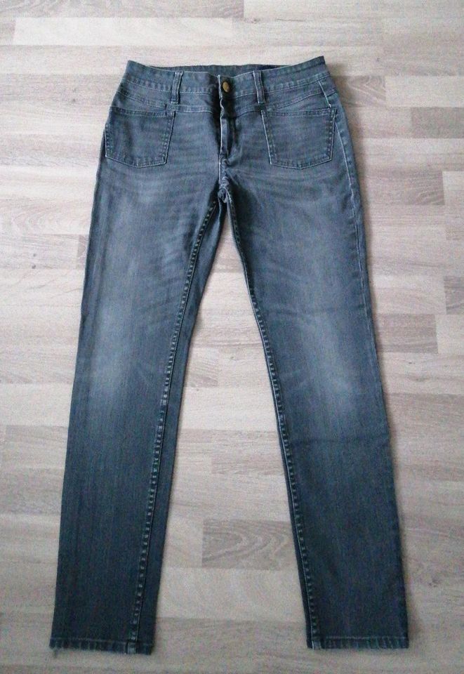 Coole #CLOSED#Damen Italy Jeans grau GR 29 in Rheine