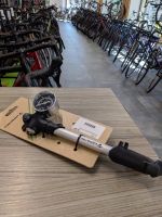 DÄMPFERPUMPE MERIDA SHOCK 300PSI 21BAR Gabel Pumpe NEU 30€ Leipzig - Leipzig, Zentrum-Nord Vorschau