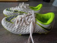 Kinder Fußballschuhe Nike Größe 31 original Hypervenom weiß Nordrhein-Westfalen - Mönchengladbach Vorschau