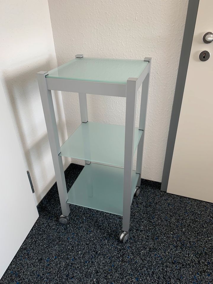 Regal aus Aluminium und Glas mit Rollen in Stuttgart - Stuttgart-West |  Badezimmer Ausstattung und Möbel | eBay Kleinanzeigen ist jetzt  Kleinanzeigen