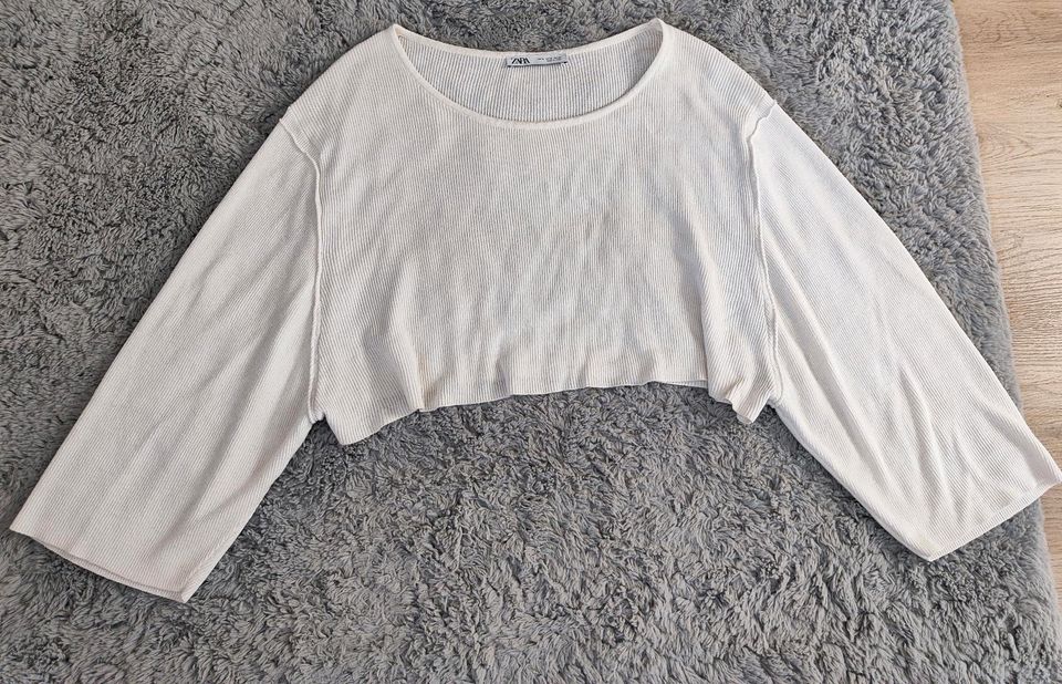 Zara cropp Pullover oversize mit weite Ärmel créme farbe gr.M in Karlshuld