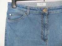 BRAX Stretch Jeans Mary Sport Gr. 42 K, helles jeansblau, TOP Niedersachsen - Barsinghausen Vorschau