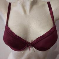 Lila H&M Schalen Spitzen BH Größe 75 A Niedersachsen - Goslar Vorschau
