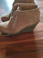 Tommy Hilfiger Damenschuhe Keilabsatz Beige Gr. 40 Baden-Württemberg - Gundelsheim Vorschau