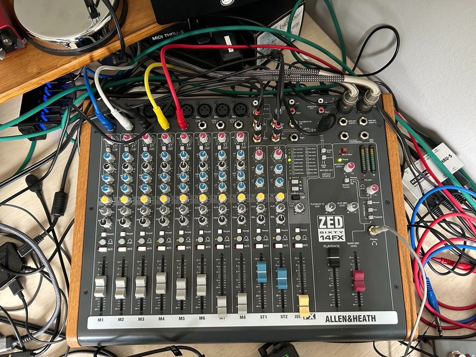 Allen & Heath ZED60 14 FX - Mischpult analog in Köln