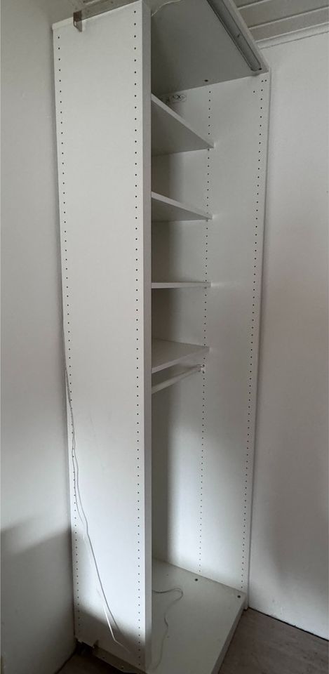 Ikea PAX Eckkorpus (Eckbauelement) weiß 53x58x236cm in Neuberg