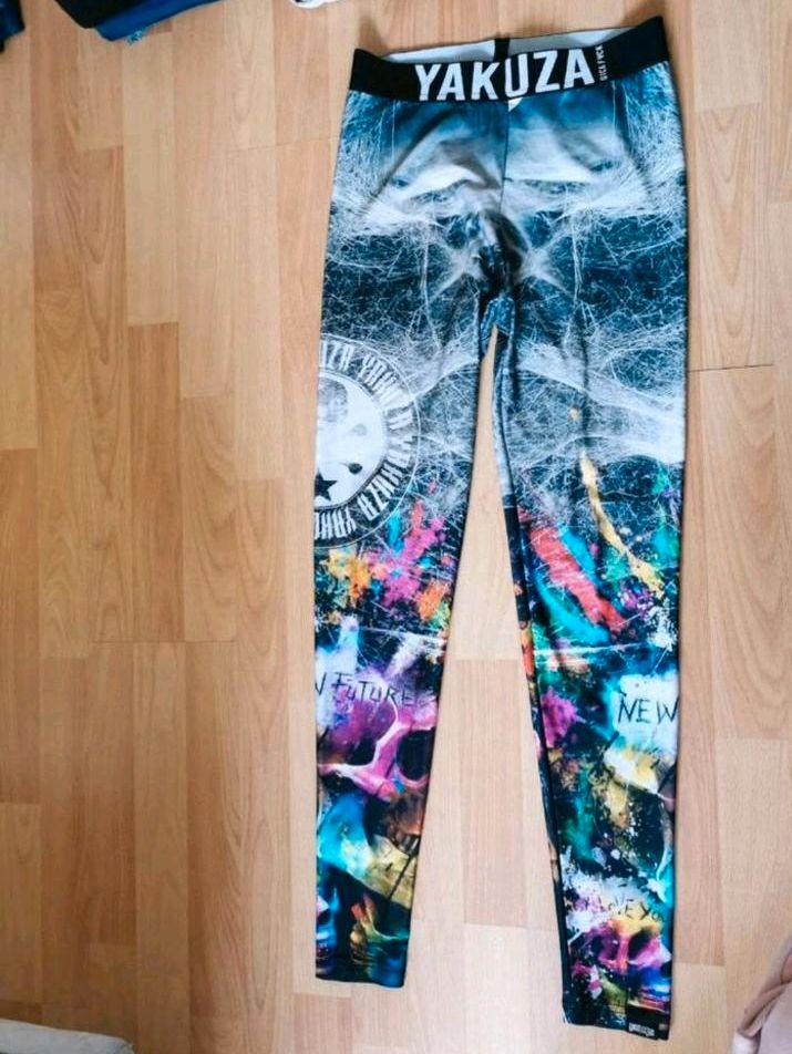 Yakuza Leggins Damen L/42 neuwertig in Leipzig