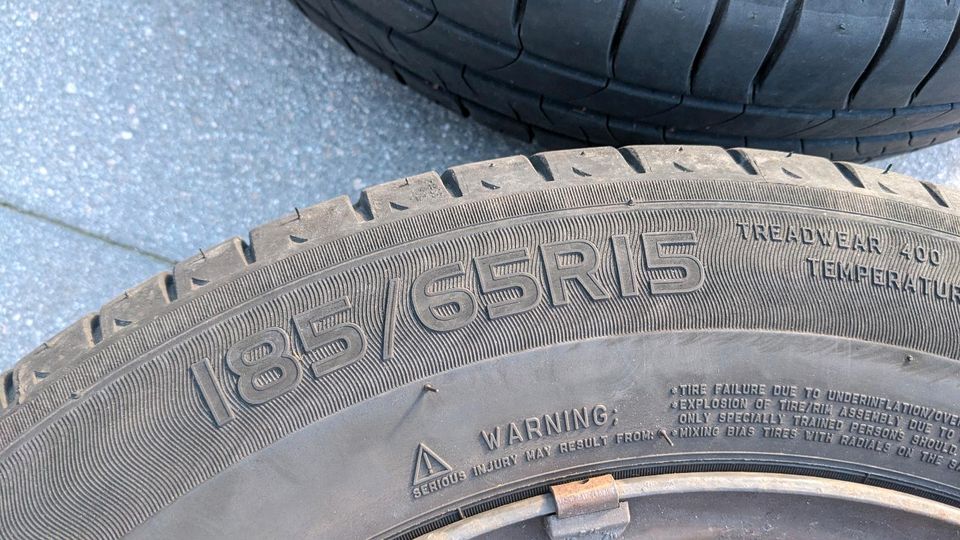 Michelin 185/65 R15 mit Felge vom W124 in Oldenburg