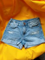 H&M Mädchen Jeans Shorts Denimshorts Größe 146 neuwertig Baden-Württemberg - Berghülen Vorschau