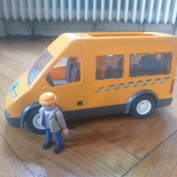 Playmobil Bus Schulbus Gelbe Auto mit Figur Hessen - Wiesbaden Vorschau