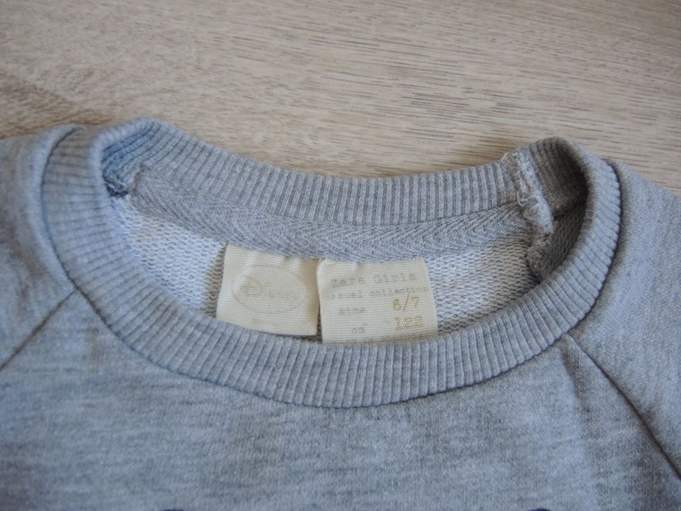 grauer Pulli Sweatshirt Gr. 122 von Zara Minni Mouse in Bobingen