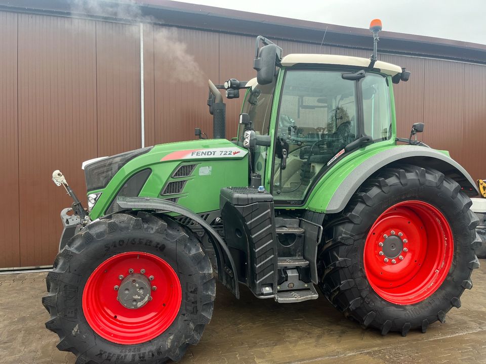 Fendt 722 S4 Profiplus 4100h 115000€ Netto in Kerken