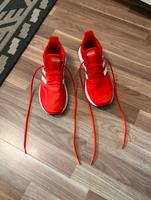 Adidas Laufschuhe Runfalcon F36202 Rot Köln - Kalk Vorschau