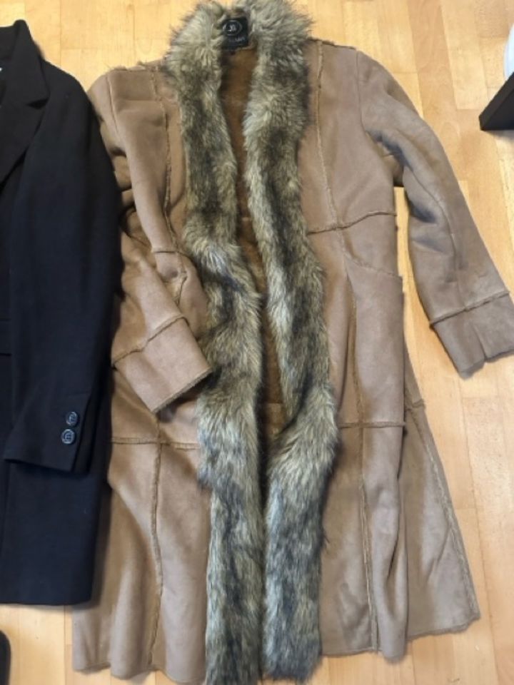 2x Damen Frühjahr / Herbst - Jacke / Mantel - Gr.42 / 44 in Pfungstadt