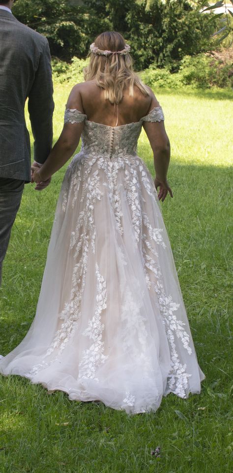 Wunderschönes Brautkleid / Hochzeitskleid in Größe 40 in Stuttgart