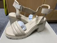 Sandalen * COX * beige * Gr.37 Bayern - Obertraubling Vorschau