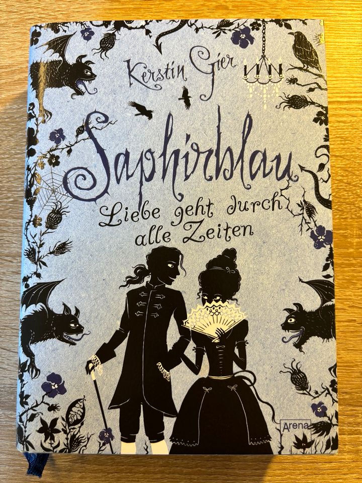 Bücher „Rubinrot“, „Saphirblau“, „Smaragdgrün“ von Kerstin Gier in Eisfeld