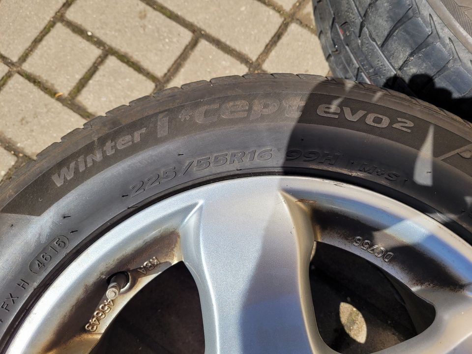 Reifen 225 / 55 R16 7,5Jx16H2 Mercedes-Benz in Thalmässing