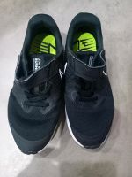 Sneaker Schwarz nike Gr.29,5 Kr. München - Haar Vorschau