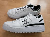 Adidas Damen Schuhe NEU Gr 39/40 München - Au-Haidhausen Vorschau