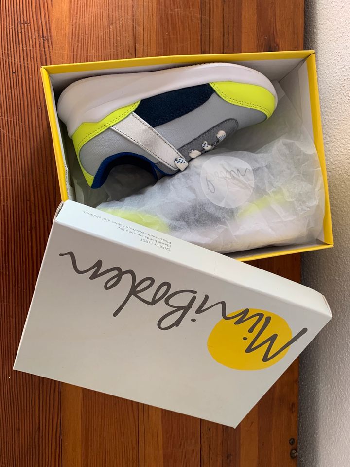 NEU! Mini Boden Sneakers Gr. 28 in Gießen