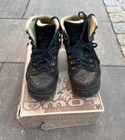 Wanderschuhe LOWA Damen Gr. 37 Sachsen - Reinsdorf Vorschau