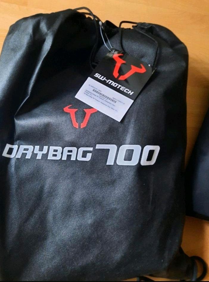 SW- Motech Dry Bag700 NEU mit Etikett in Erligheim