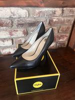Buffalo Pumps  / Highheels 9cm Absatz Leder Schwarz 40 Aachen - Aachen-Mitte Vorschau