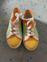 Kinderschuhe Gr. 30 neuwertig chucks grün orange Nordrhein-Westfalen - Heinsberg Vorschau