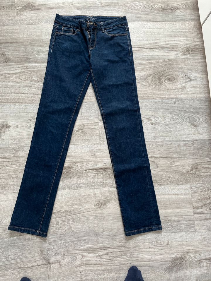 Esprit Jeans Damenhose W26/L34 in Leopoldshöhe