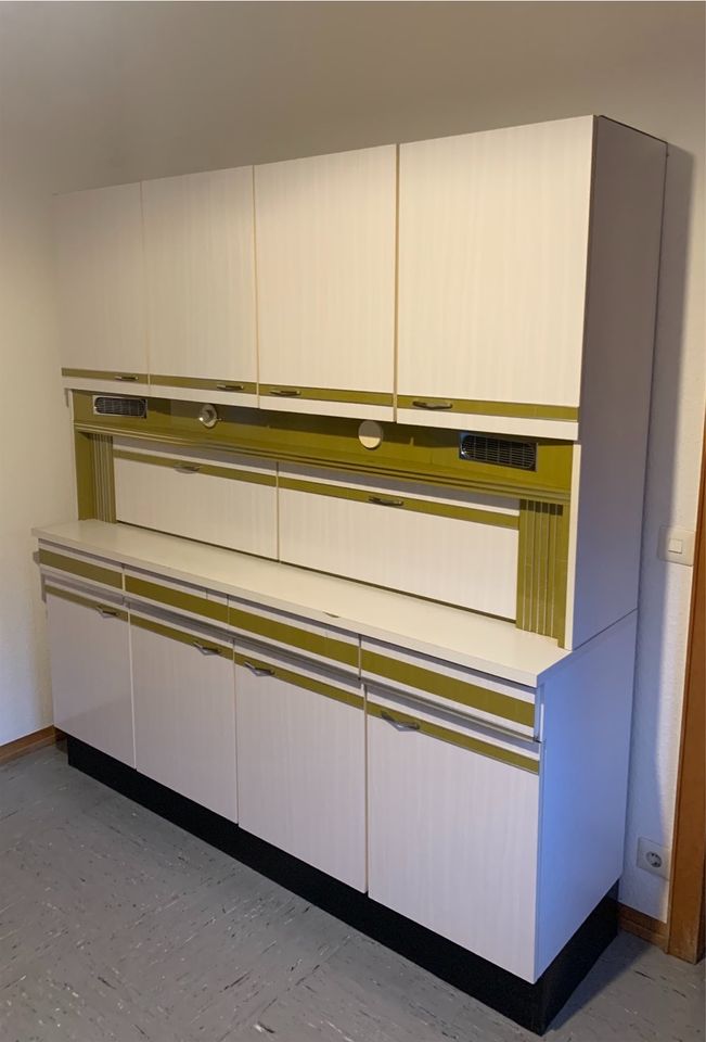 Vintage Retro Küchenschrank / Schrank in Saarbrücken