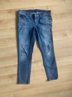 Stylische Jeans von Cambio, Größe 40, Used-Look mit Pailletten Bielefeld - Dornberg Vorschau