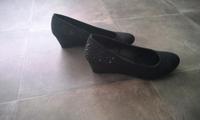 Schöne Pumps mit Steinchen Gr.40!!! Bayern - Schwabach Vorschau