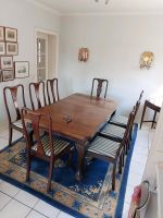 Ein Tisch mit Löwentatzen +8 Stühle um 1860 Kreis Pinneberg - Rellingen Vorschau